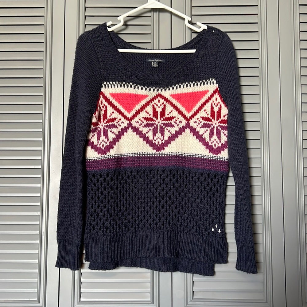 American Eagle : Knit Snowflake Sweater - Small
